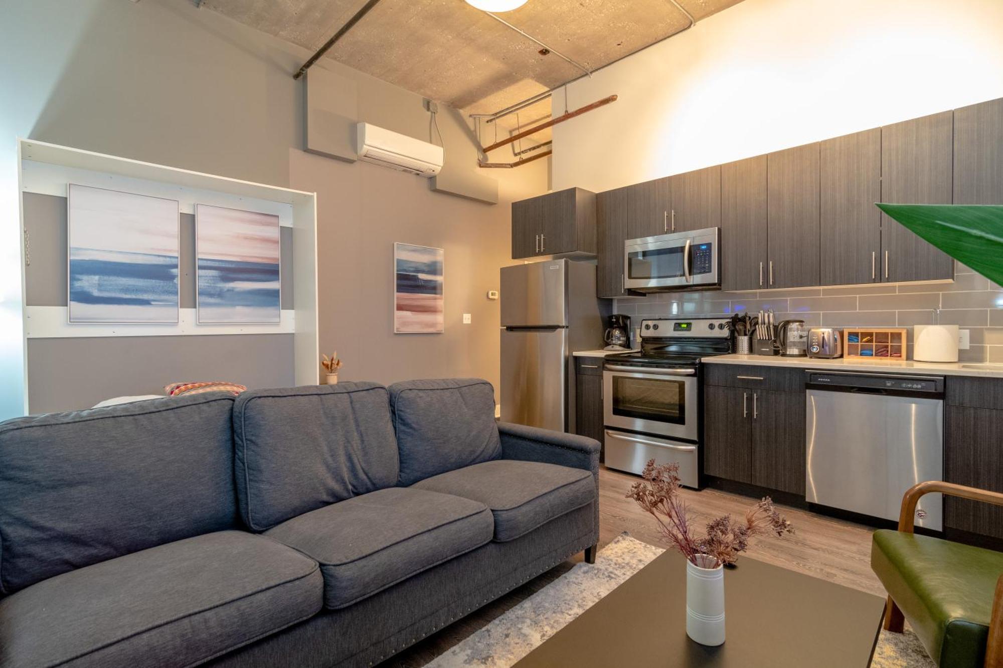 Mccormick Place Beautiful With Optional Parking And Gym Access Sleeps 4 Near Soldier Field And Downtown